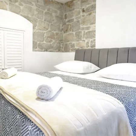 בית הארחה Kate ספליט