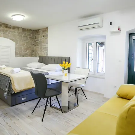 Kate בית הארחה